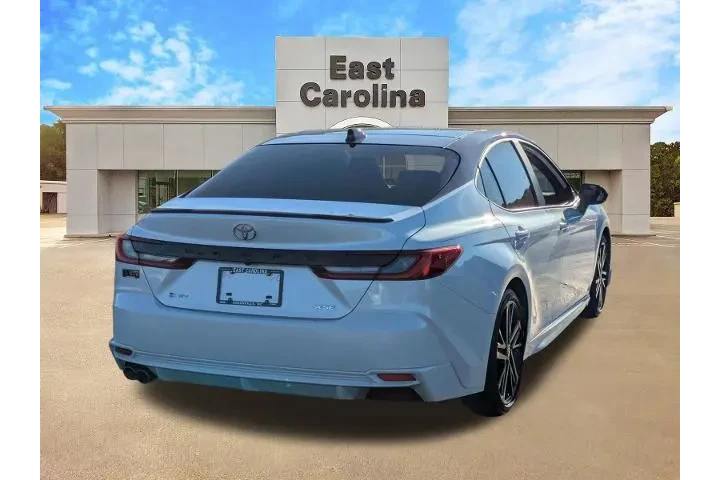 $30697 : Toyota Camry 2025 XSE 4dr Se image 3