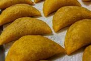 EMPANADAS Y AREPAS DE QUESO thumbnail