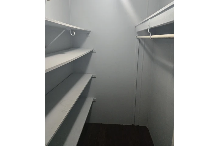 $900 : Cuarto en Paramount image 3