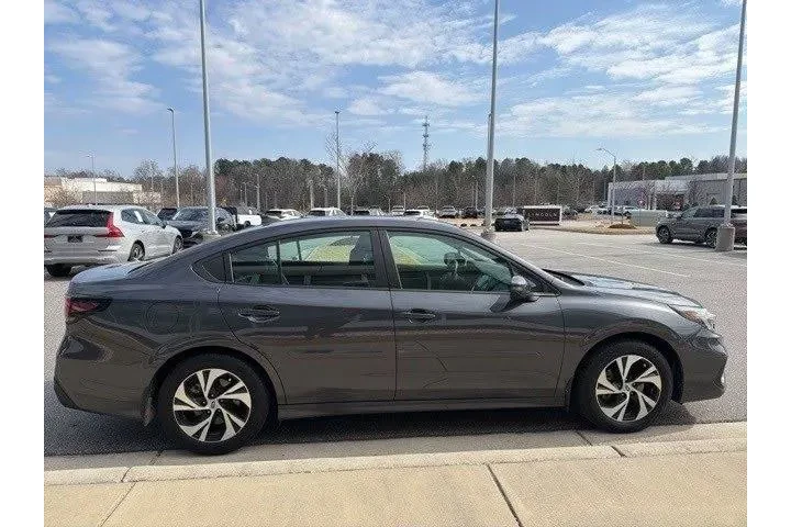 $21958 : Subaru Legacy 2024 AWD Premi image 6