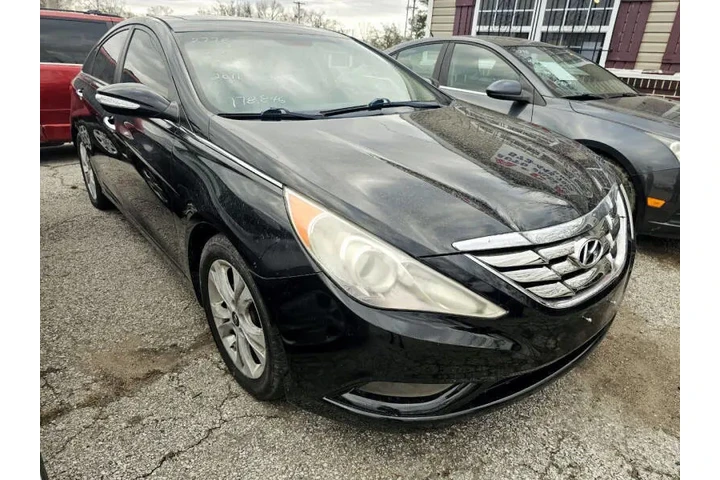 $5500 : 2011 Sonata Limited image 5