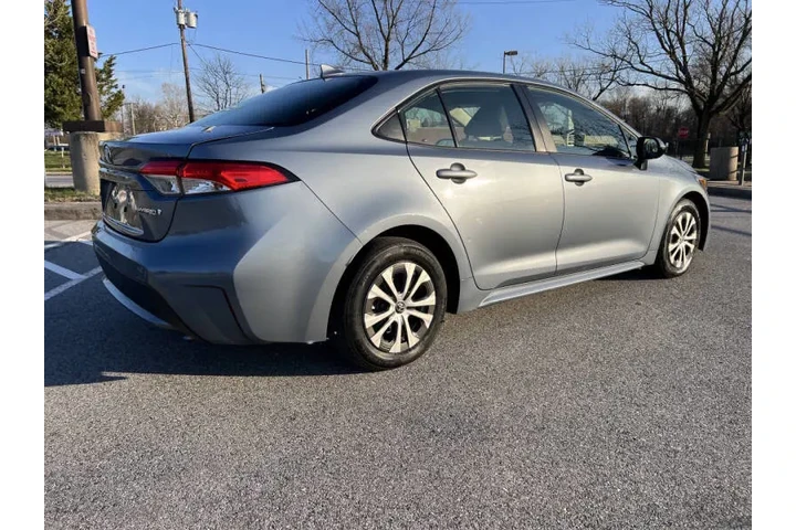 $14900 : 2022 Corolla Hybrid LE image 6