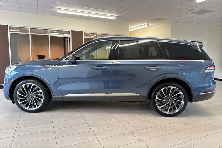 $36997 : Lincoln Aviator 2020 AWD Res image 7
