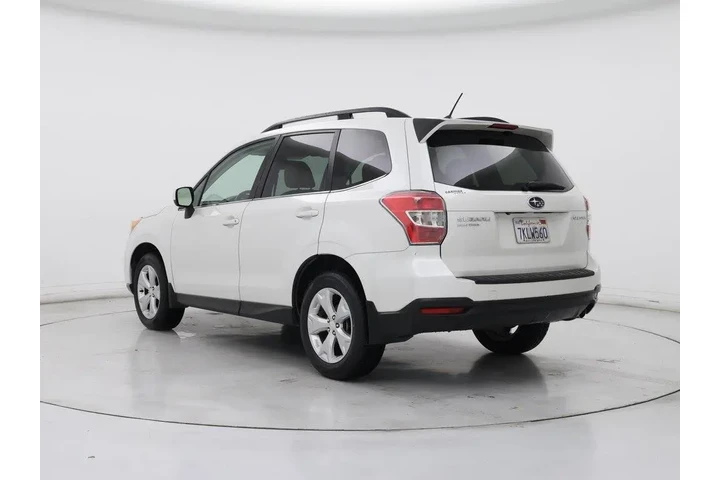 $15998 : Subaru Forester 2015 AWD 2.5 image 2