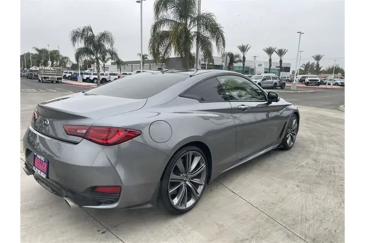 $32555 : INFINITI Q60 2020 Red Sport image 8