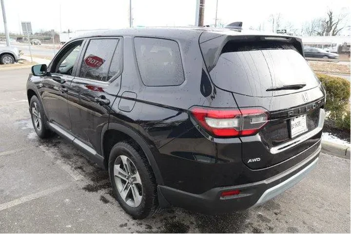 $35349 : Honda Pilot 2024 AWD EX-L 4d image 7