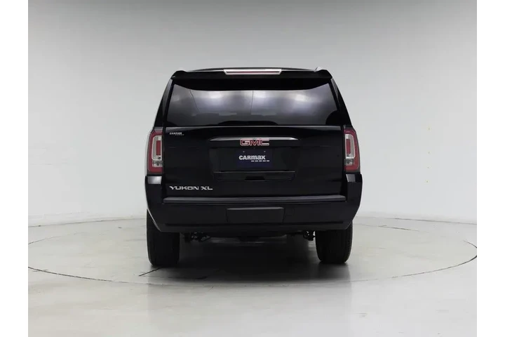 $30998 : GMC Yukon XL 2018 4x2 SLE 4d image 2