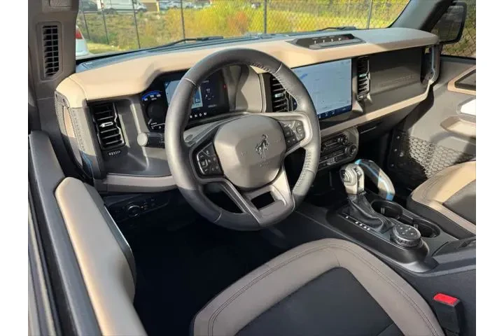 $29999 : Ford Bronco 2022 4x4 Base Ad image 2