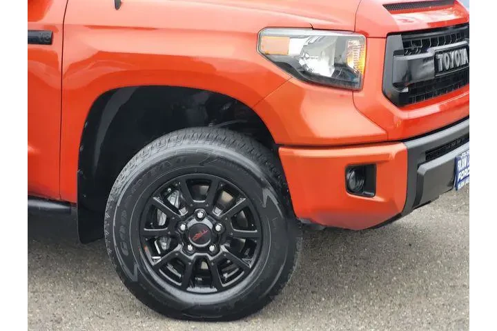 $32031 : Toyota Tundra 2015 4x4 SR5 4 image 6