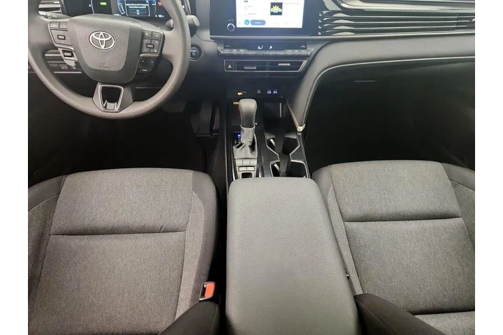 $24998 : Toyota Camry 2025 LE 4dr Sed image 9