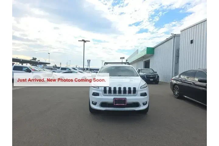 $10900 : Jeep Cherokee 2017 4x4 Overl image 2