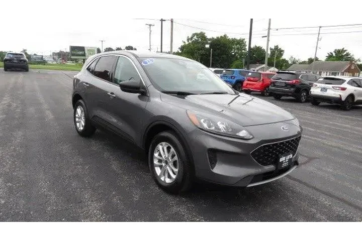 $23891 : Ford Escape 2022 AWD SE 4dr image 1