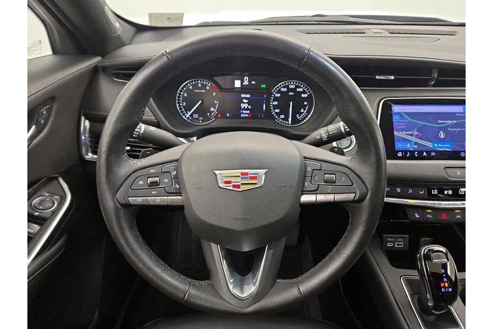 $29998 : Cadillac XT4 2023 Luxury 4dr image 10