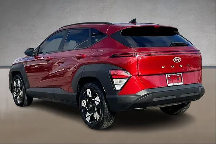 $21740 : Hyundai KONA 2024 SEL 4dr Cr image 10