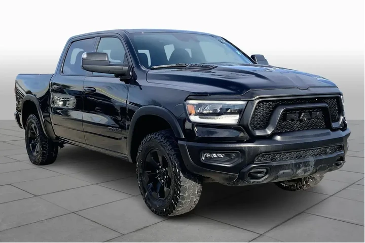 $28985 : Ram 1500 2021 4x4 Rebel 4dr image 2