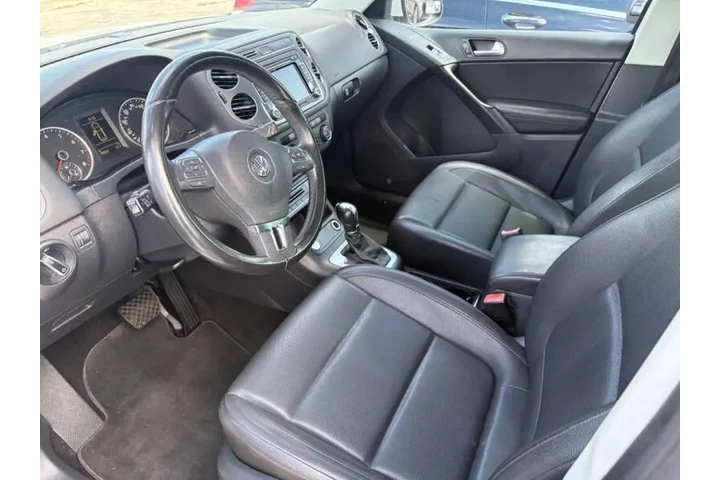 $5850 : 2014 Tiguan SE image 9