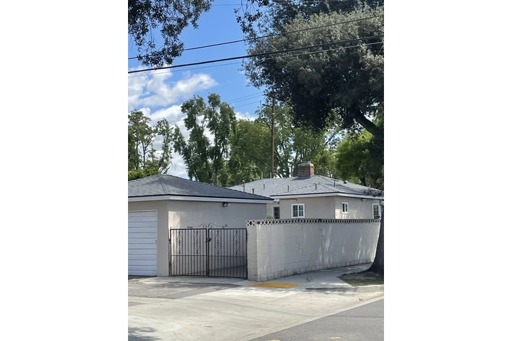 Muñoz roofing image 2
