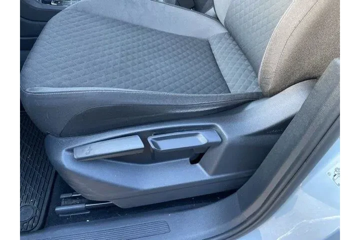 $10833 : Volkswagen Tiguan 2018 2.0T image 7