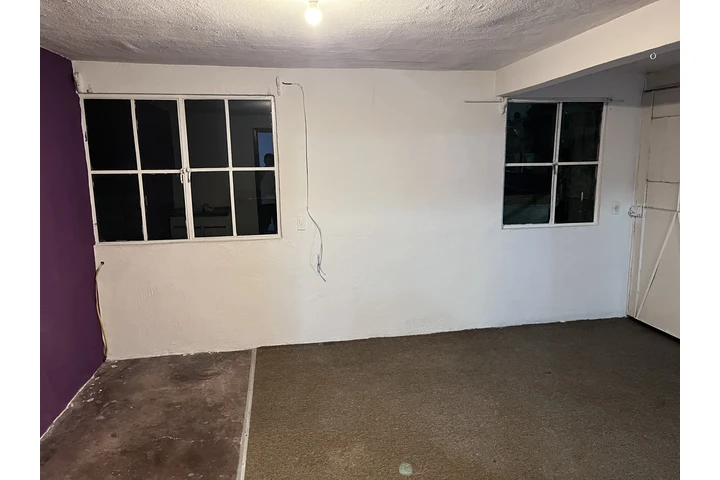 $4700 : Departamento pequeño en Azcapo image 9