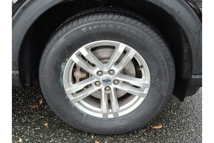 $23999 : Ford Explorer 2022 AWD XLT 4 image 9