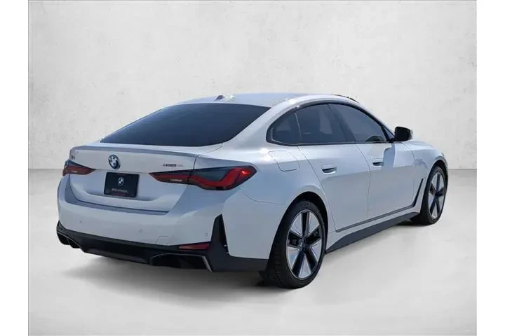 $30973 : BMW i4 2023 eDrive35 Gran Co image 5