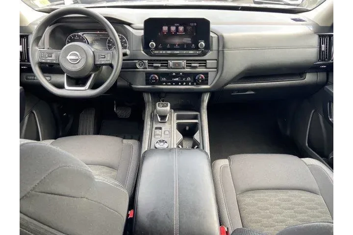 $27222 : Nissan Pathfinder 2024 AWD S image 10