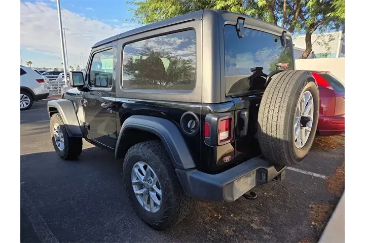 $27500 : Jeep Wrangler 2023 4x4 Sport image 2