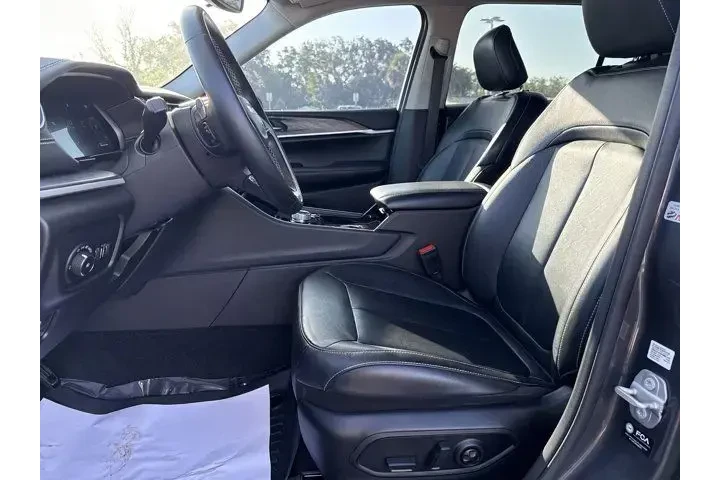 $24948 : Jeep Grand Cherokee L 2021 4 image 9