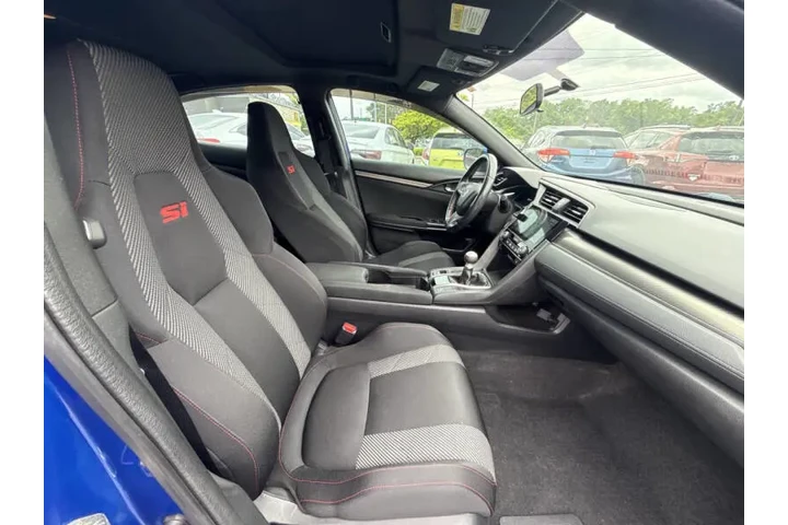$17995 : 2018 Civic Si image 9