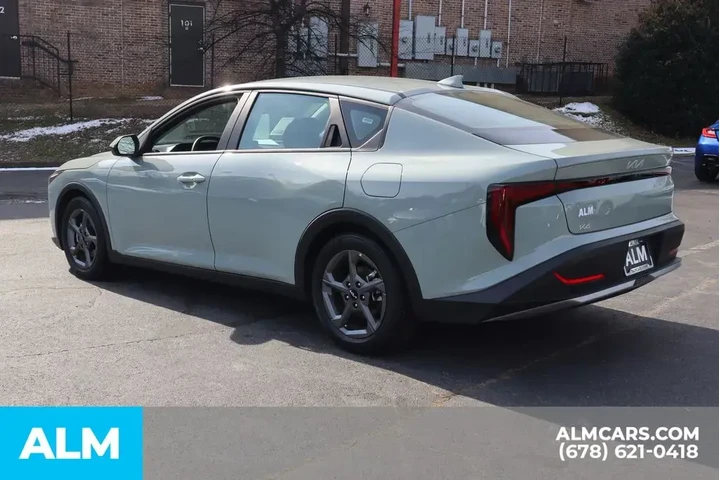 $19620 : Kia K4 2025 LXS 4dr Sedan image 9