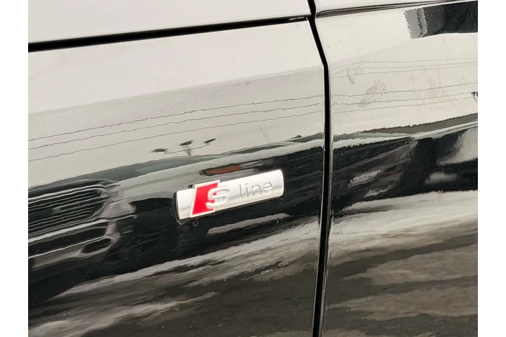 $18898 : 2021 A4 Sedan image 9