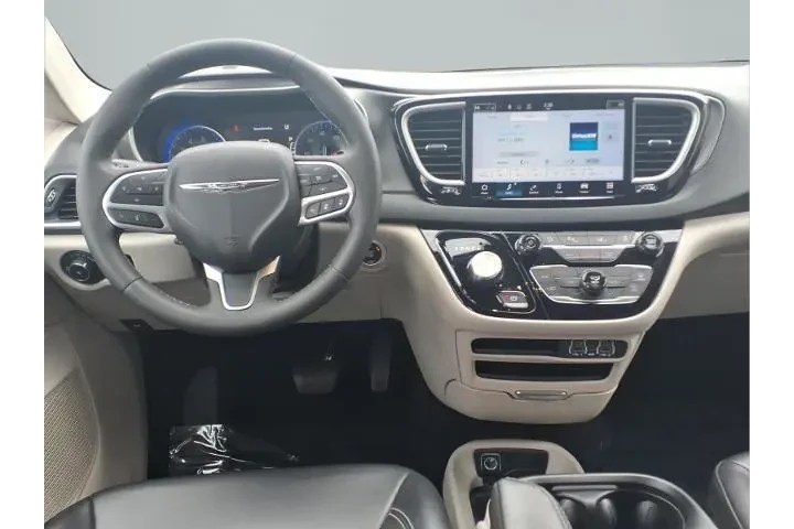 $23501 : Chrysler Pacifica 2023 Touri image 4