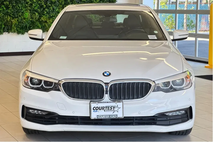 $19138 : BMW 5 Series 2018 AWD 530e x image 9