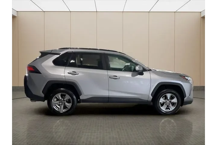$22000 : Toyota RAV4 Hybrid 2022 AWD image 6
