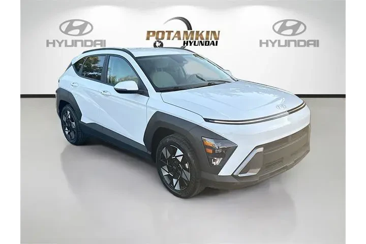 $17263 : Hyundai KONA 2024 SEL 4dr Cr image 3