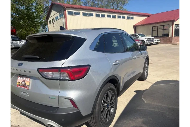 $11950 : 2020 Escape SEL image 5