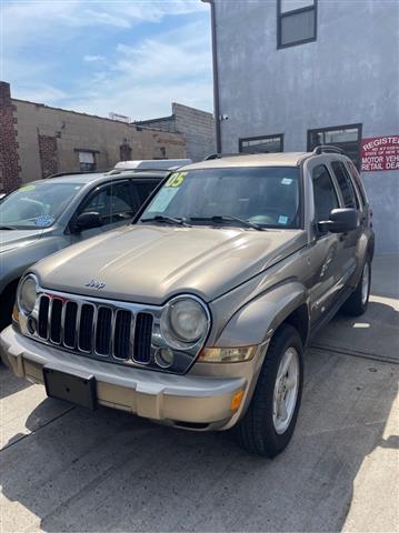 $5995 : 2005 Liberty Limited 4WD image 3