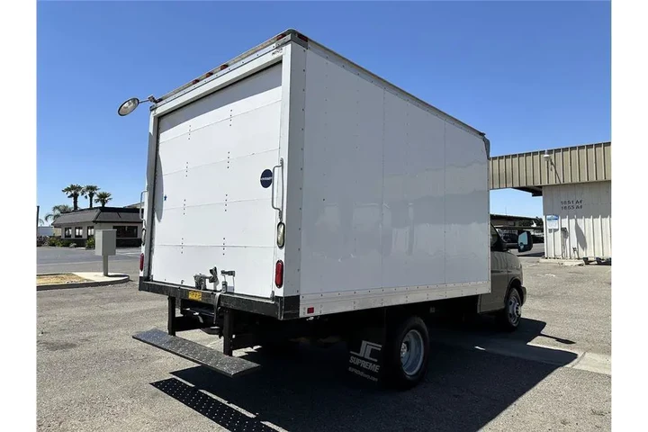 $16999 : Express Commercial Cutaway 20 image 5