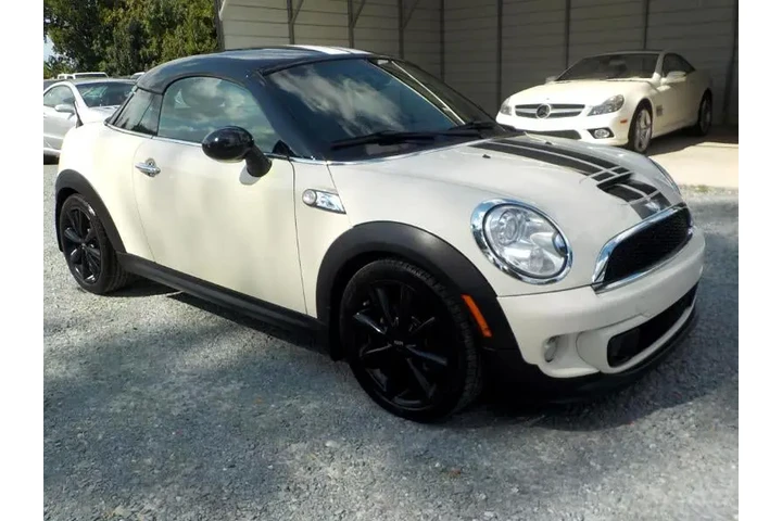 $8997 : 2014 S Coupe image 7