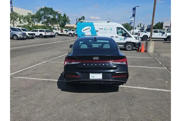 $22000 : Hyundai ELANTRA Hybrid 2024 image 5