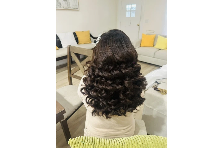 $$$MAQUILLAJE$$PEINADOS image 3