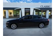 $17987 : Chevrolet Malibu 2023 LT 4dr thumbnail