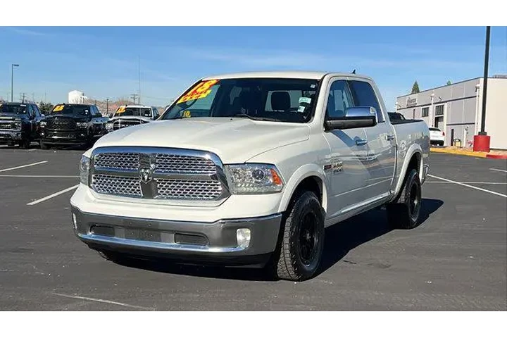 $23984 : Ram 1500 2018 4x4 Laramie 4d image 1