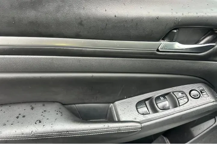 $17498 : Nissan Altima 2022 2.5 SV 4d image 8