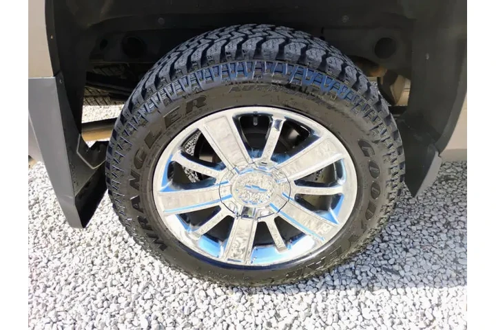 $16997 : 2015 Silverado 1500 High Coun image 8