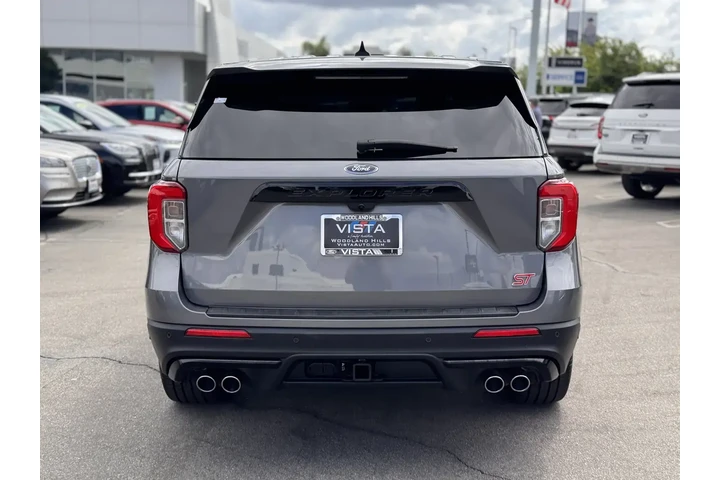 $39993 : Ford Explorer 2022 AWD ST 4d image 8