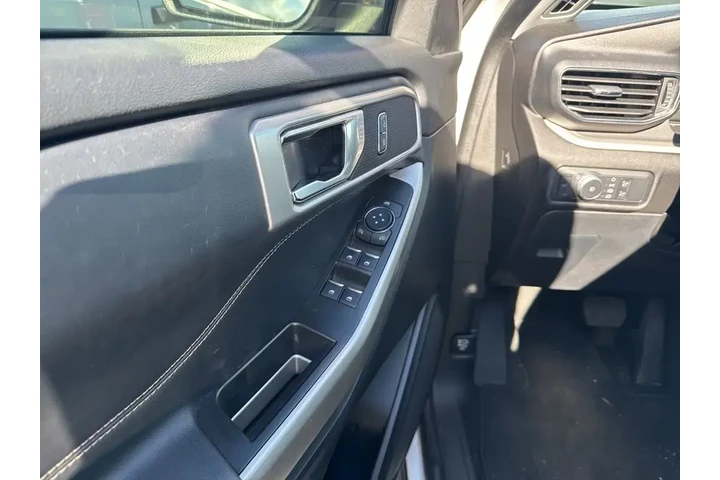 $25000 : Ford Explorer 2022 XLT 4dr S image 7