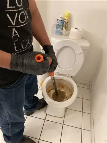 PLOMERO/FUGAS DE AGUA/DRENAJES image 3