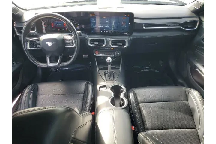 $27992 : Ford Mustang 2024 EcoBoost 2 image 9