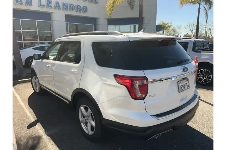 $22750 : Ford Explorer 2018 XLT 4dr S image 4